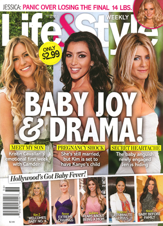 Illustration for article titled This Week In Tabloids: That Time Kim Kardashian Had Sex With Two Porn Stars